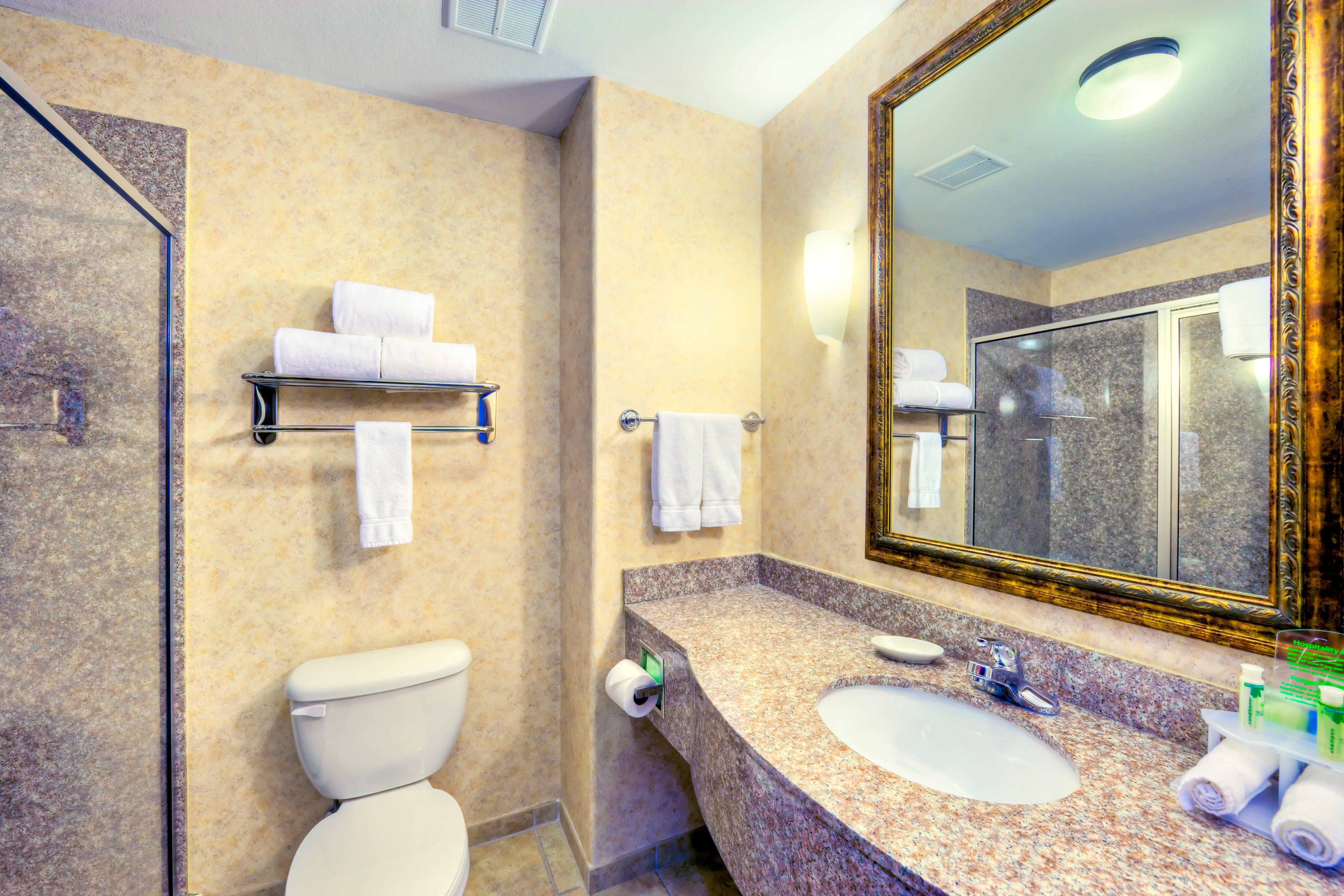 Holiday Inn Express And Suites Granbury By Ihg Exteriör bild