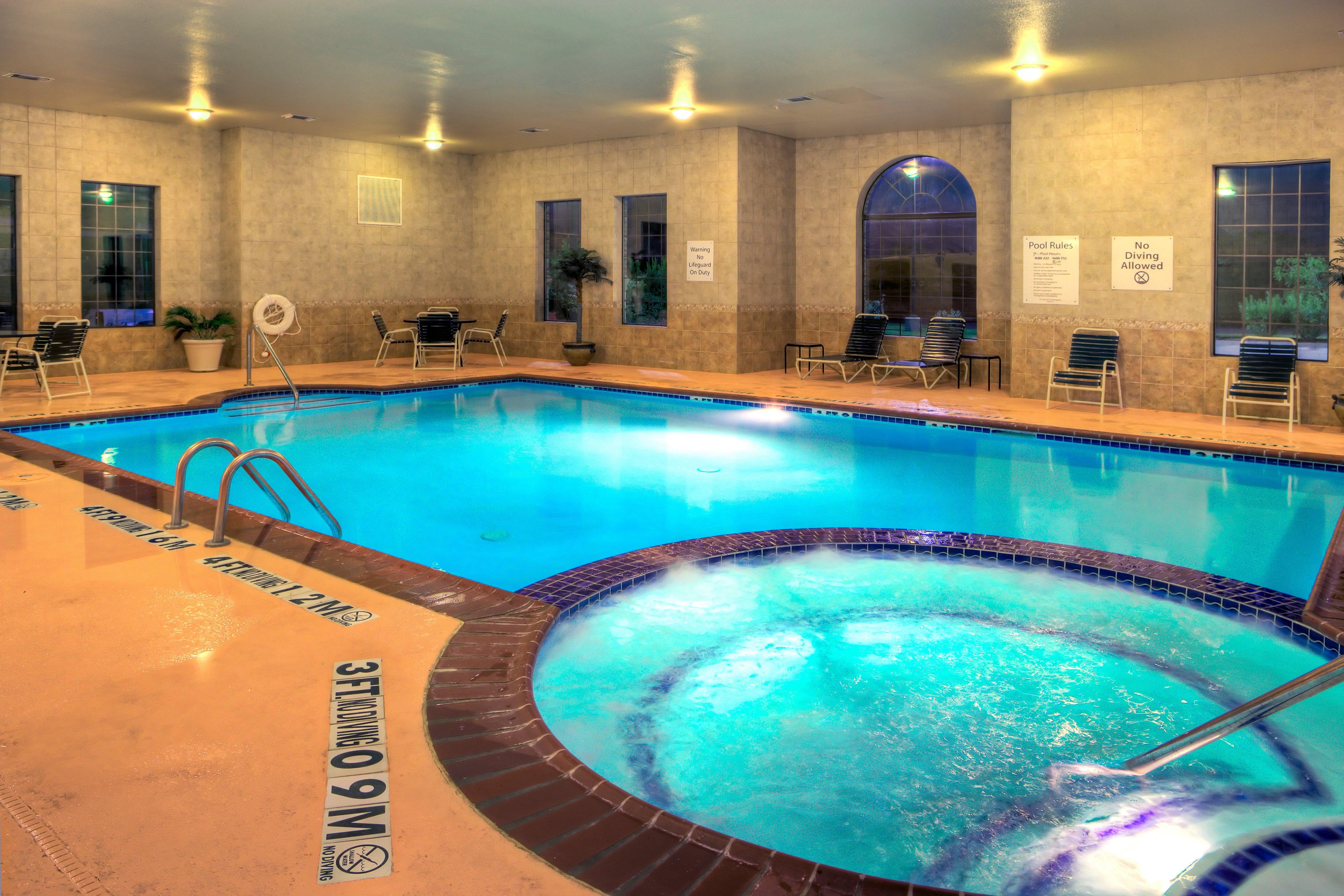 Holiday Inn Express And Suites Granbury By Ihg Exteriör bild