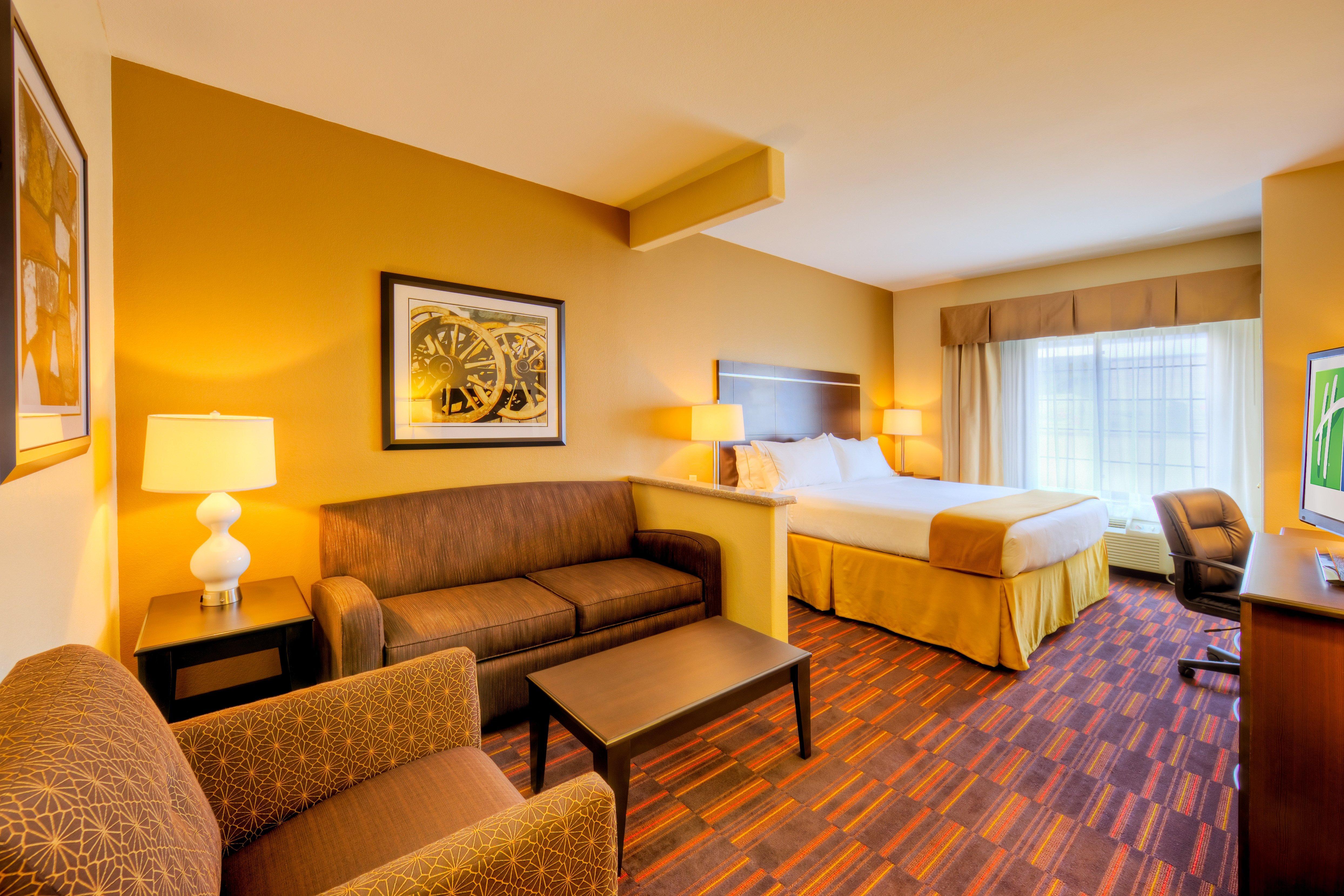 Holiday Inn Express And Suites Granbury By Ihg Exteriör bild