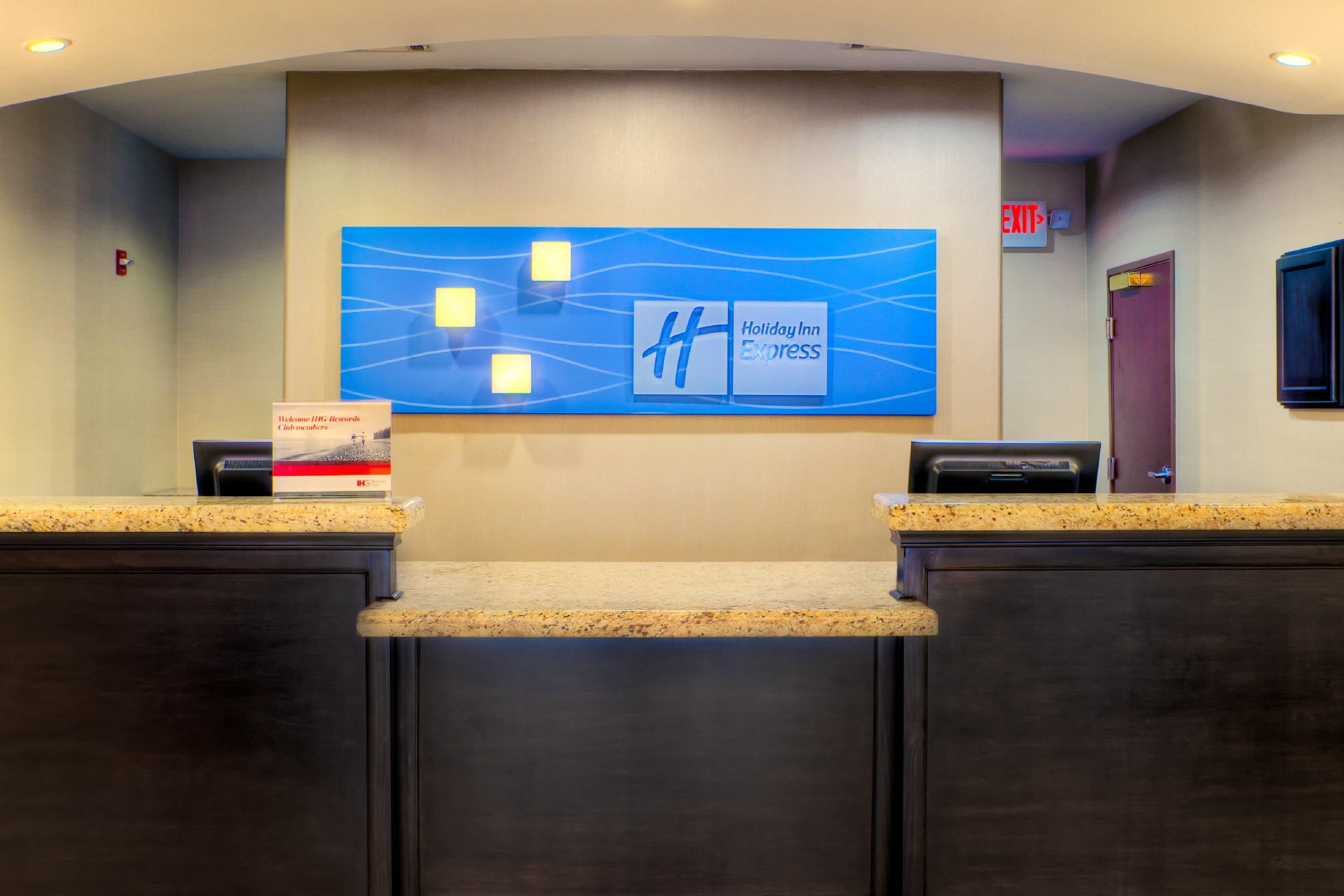 Holiday Inn Express And Suites Granbury By Ihg Exteriör bild